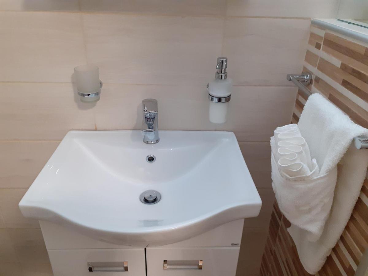 Apartman Nena Pirot Exterior foto